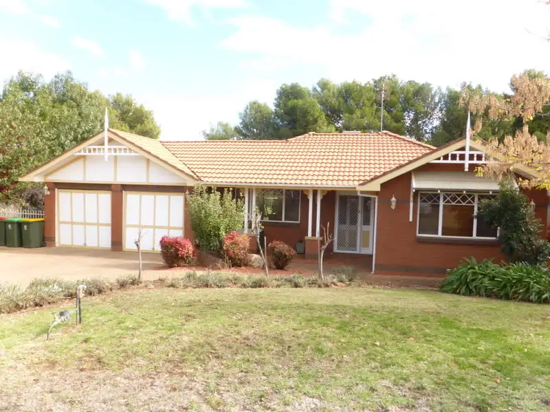 Main view of Homely house listing, 2 Glengowrie Close, Parkes NSW 2870