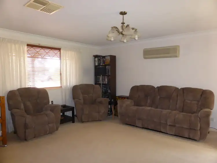 Third view of Homely house listing, 2 Glengowrie Close, Parkes NSW 2870