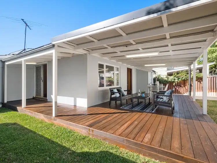 27 Foyle Rd, Bayswater WA 6053