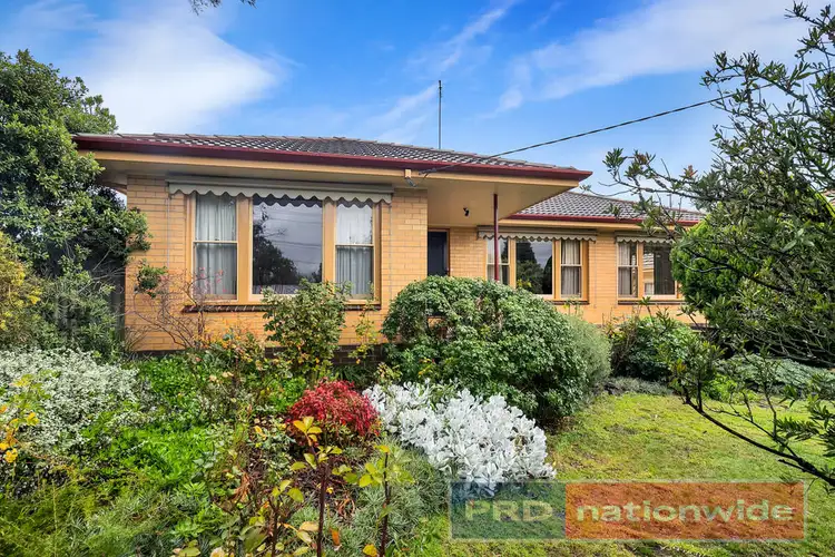 8 Brittain Street, Mount Pleasant VIC 3350