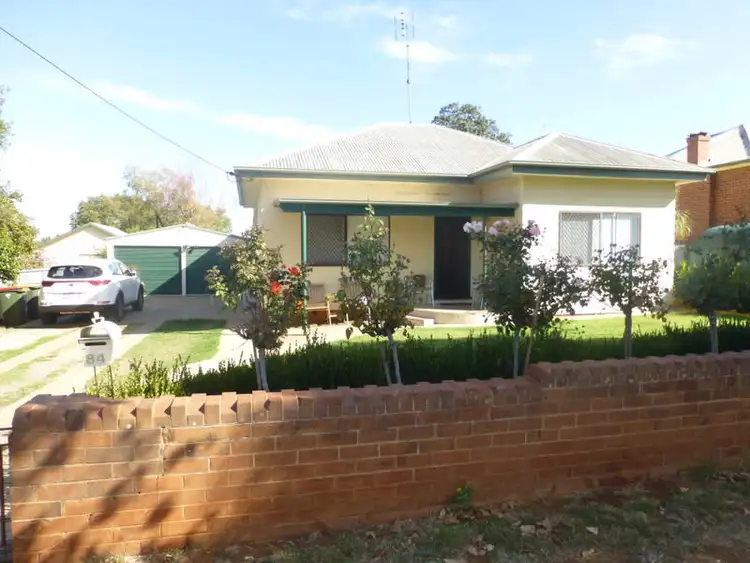 84 High Street, Parkes NSW 2870