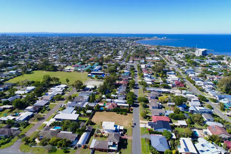 32 Rogers Road, Clontarf QLD 4019
