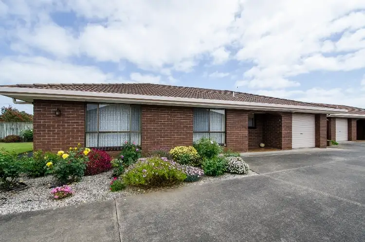 Second view of Homely house listing, 1/8 Arbor Street, Mount Gambier SA 5290