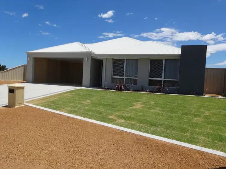 12 Hood Street, Wandina WA 6530
