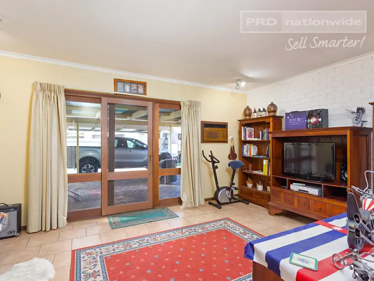 Fifth view of Homely house listing, 8 Lonergan Place, Wagga Wagga NSW 2650