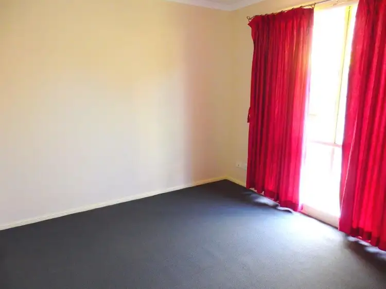 Sixth view of Homely house listing, 3 DONEGAL WAY, Hampton Park VIC 3976