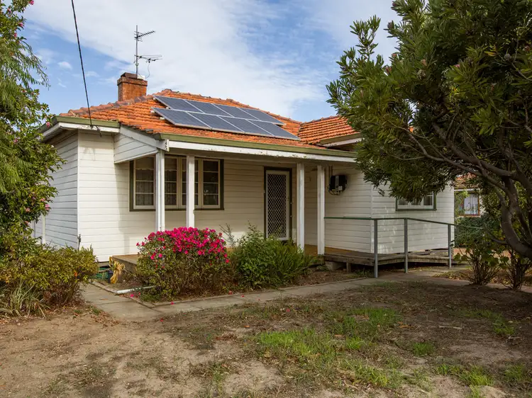 23 Raymond Street, Collie WA 6225