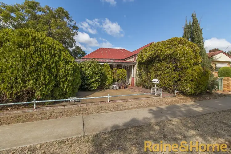 54 Young Street, Dubbo NSW 2830
