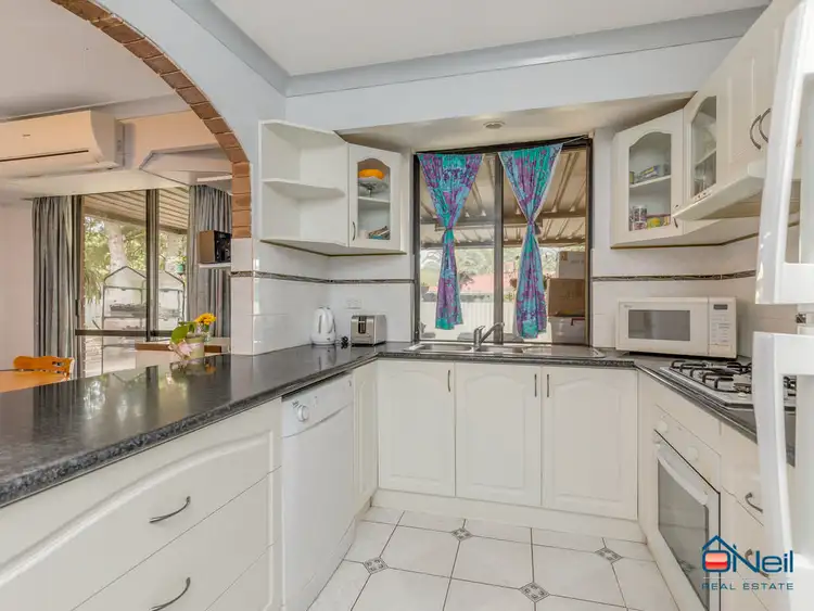 Fifth view of Homely house listing, 6 Tewson Road, Camillo WA 6111