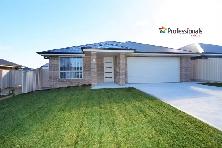 52 Wentworth Drive, Kelso NSW 2795