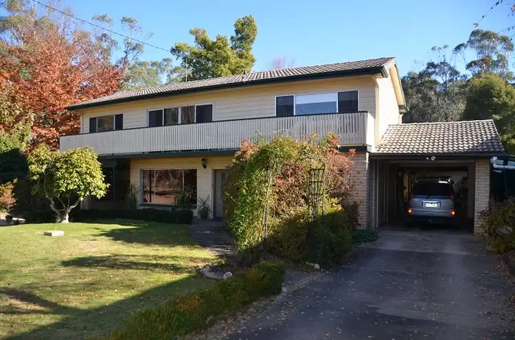 1 Wallace Drive, Porepunkah VIC 3740