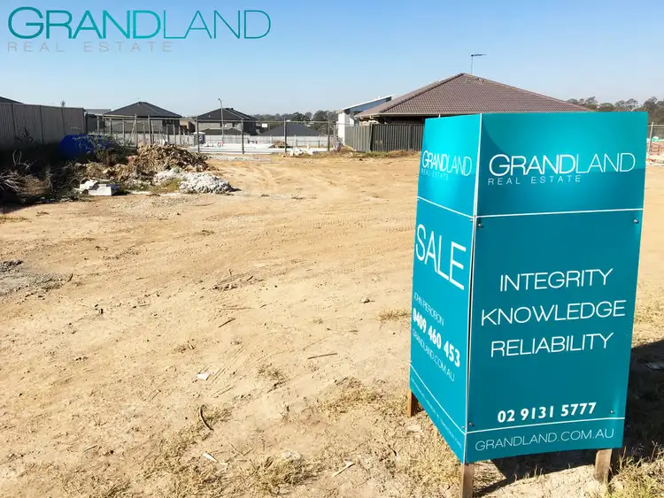 12 Lorraine Road, Edmondson Park NSW 2174