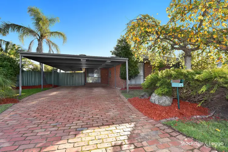 8 Trotting Place, Epping VIC 3076