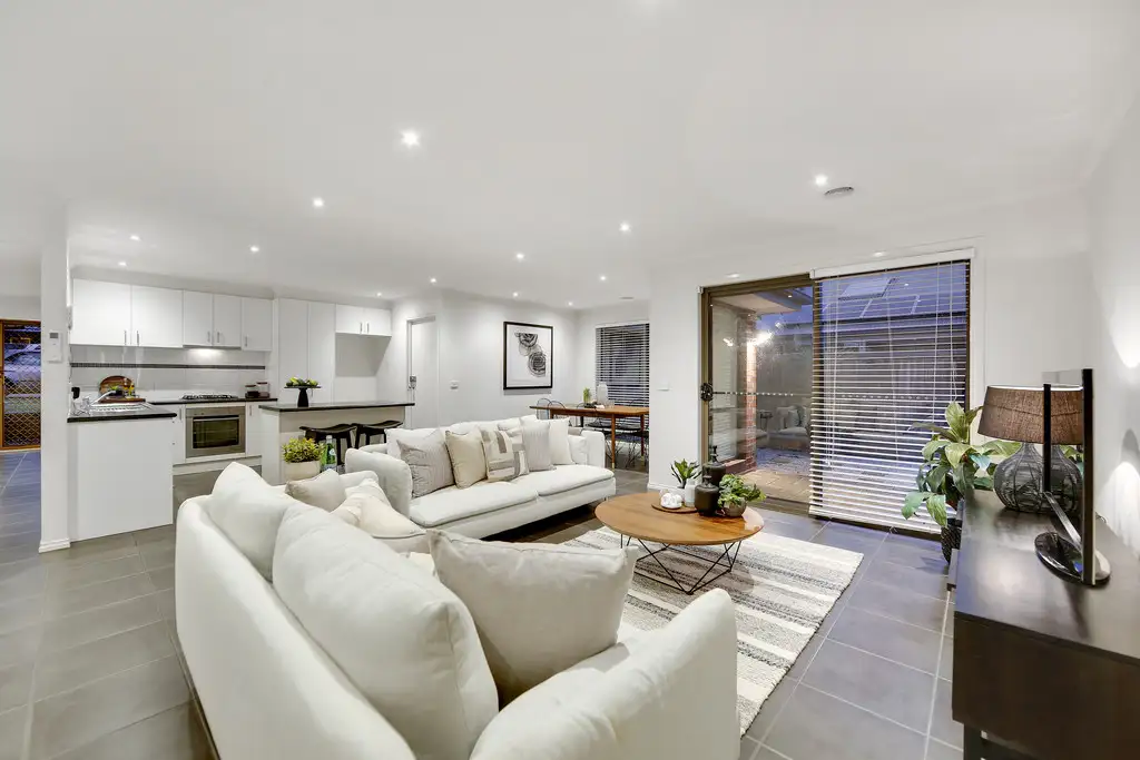 Main view of Homely house listing, 8 Rhone Grove, Skye VIC 3977