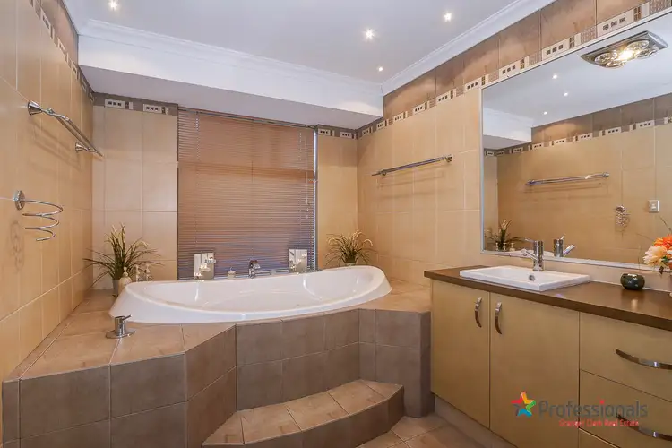 Fifth view of Homely house listing, 9 Satine Turn, Aveley WA 6069