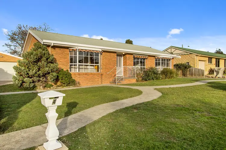 4 Whitewater Crescent, Kingston TAS 7050