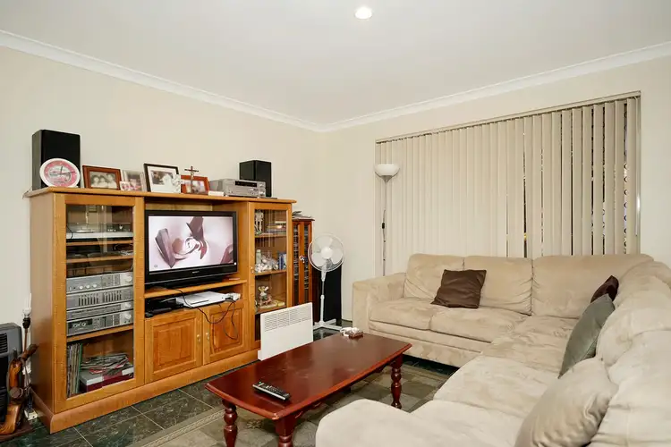 Fourth view of Homely villa listing, 6/10 Bluegum Rd, Morley WA 6062