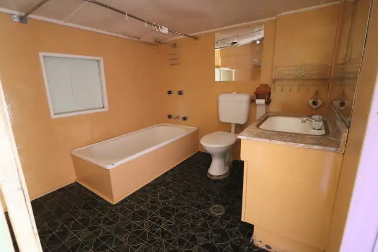 Sixth view of Homely house listing, 42 Tom Street, Gundagai NSW 2722