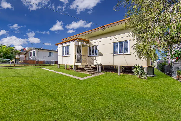 9 Weaber Street, Clontarf QLD 4019