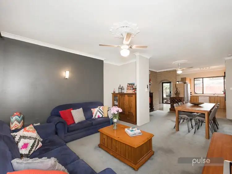 Sixth view of Homely semi-detached listing, 23b Nicholson Loop, Bateman WA 6150