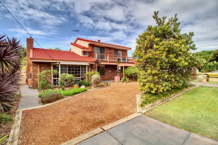9 Hubbard Place, Safety Bay WA 6169