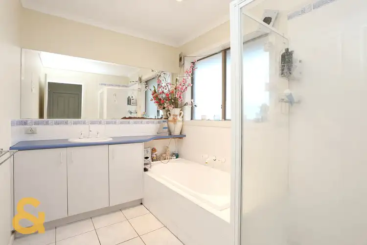 Sixth view of Homely house listing, 5 Mckenzie Crescent, Roxburgh Park VIC 3064