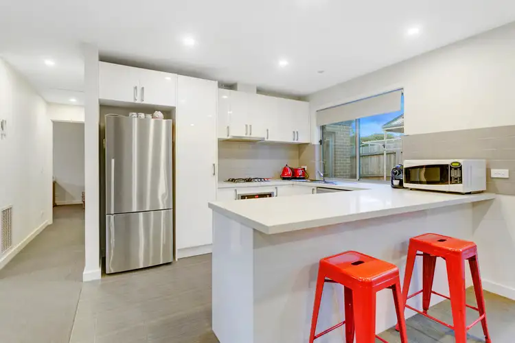 Second view of Homely unit listing, 4/11 Kenilworth Avenue, Frankston VIC 3199