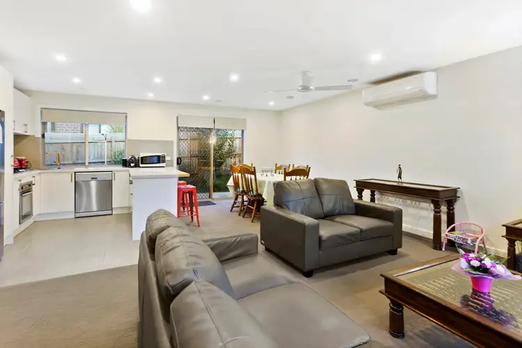 Fourth view of Homely unit listing, 4/11 Kenilworth Avenue, Frankston VIC 3199