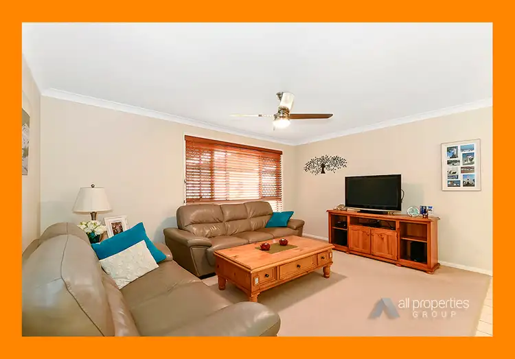 Second view of Homely house listing, 122 Bannockburn Crescent, Parkinson QLD 4115