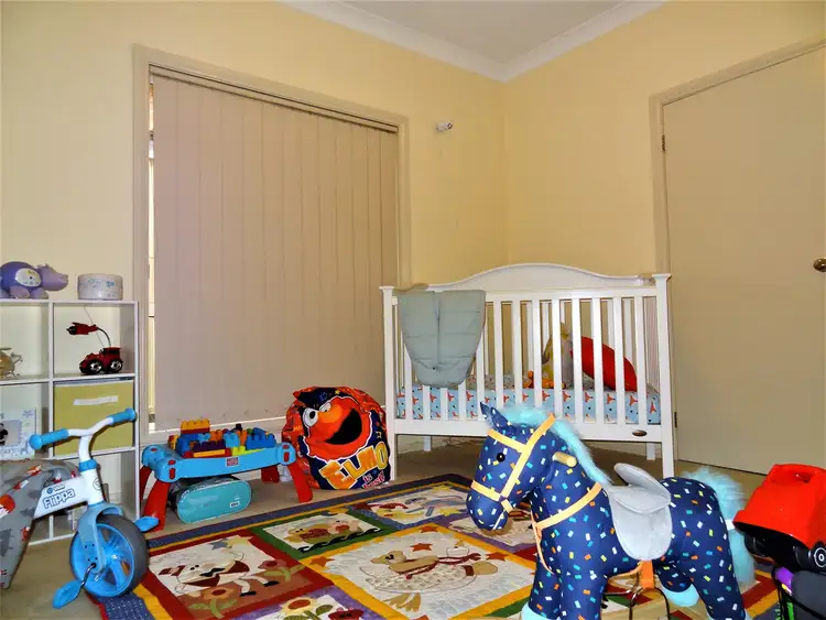 Sixth view of Homely house listing, 10 Jarrah Court, Kelso NSW 2795