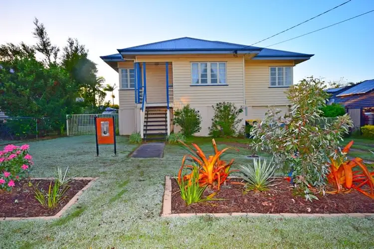 17 Enoch St