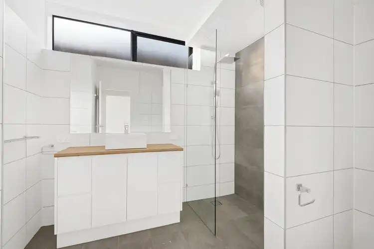 Fifth view of Homely apartment listing, 4/112 Walpole Street, Kew VIC 3101