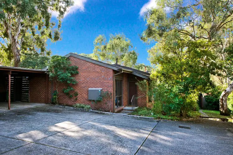 2/8 Dwyer Street, Macleod VIC 3085
