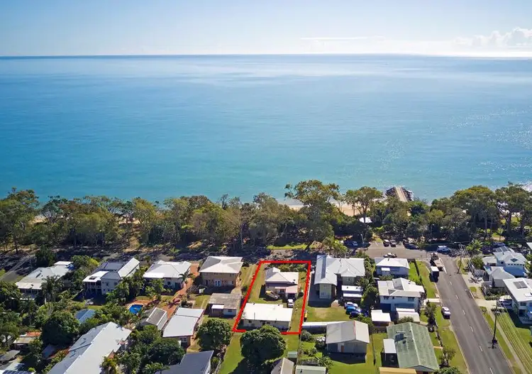 534 Esplanade, Urangan QLD 4655