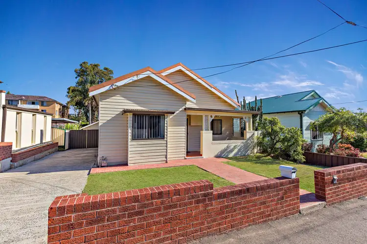 60 Benaroon Road, Lakemba NSW 2195