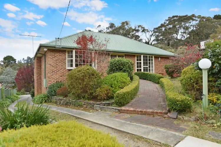 27 Kurrawang Street, Leura NSW 2780