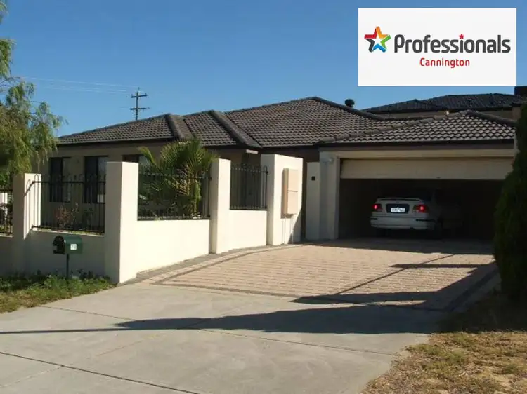 70 Todd Ave (Rooms Available ), Como WA 6152