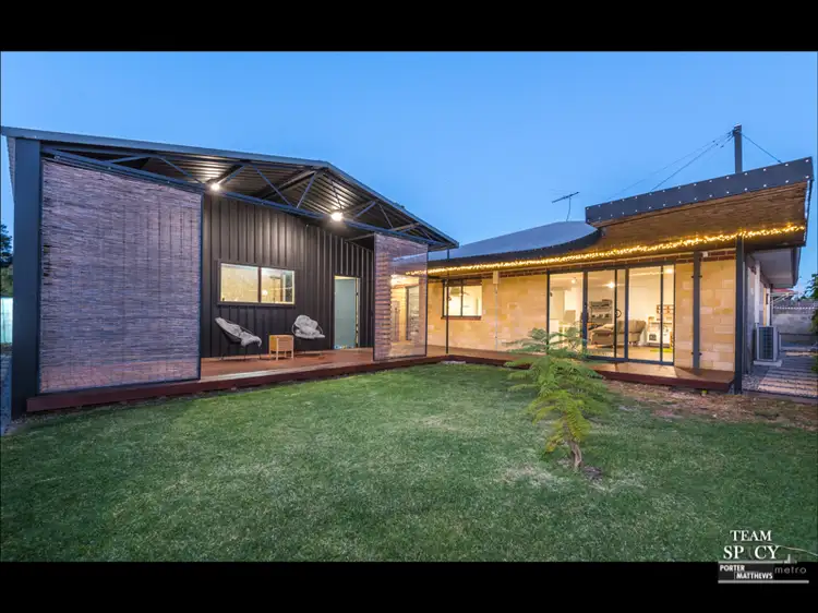 2/21 Lowth Road, Beckenham WA 6107