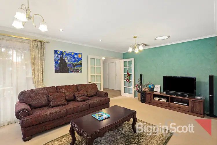 19 Mavista Avenue, Glen Waverley VIC 3150