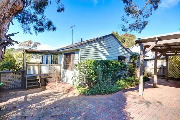17 Kanimbla Road, Blackheath NSW 2785