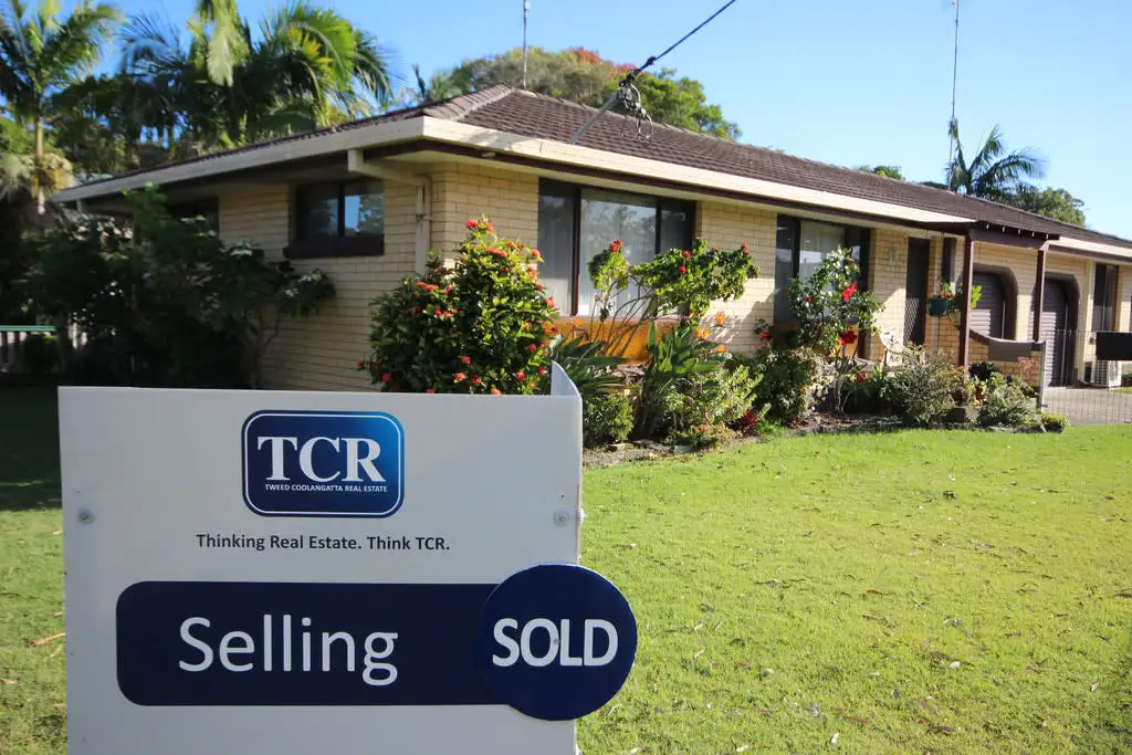 Main view of Homely semi-detached listing, 1/19 Lakes Drive, Tweed Heads West NSW 2485