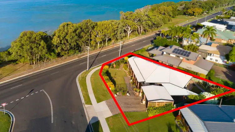 162 Esplanade, Point Vernon QLD 4655