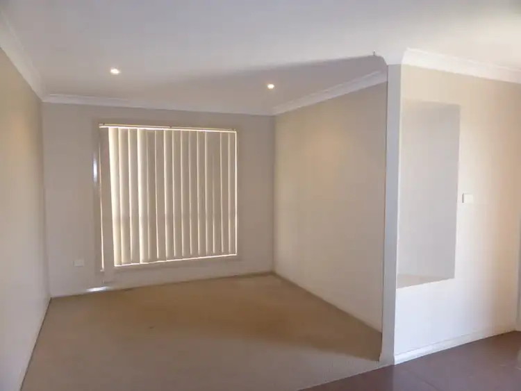 Fourth view of Homely house listing, 7 Mossgiel Close, Parkes NSW 2870