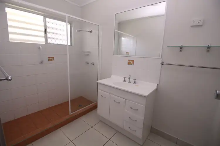 Sixth view of Homely unit listing, 2/38-40 Goldring Street, Hermit Park QLD 4812