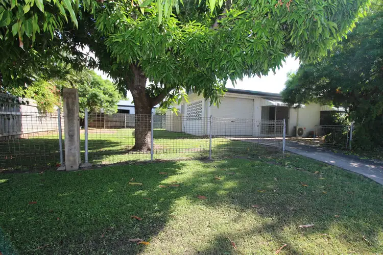 1/38-40 Goldring Street, Hermit Park QLD 4812