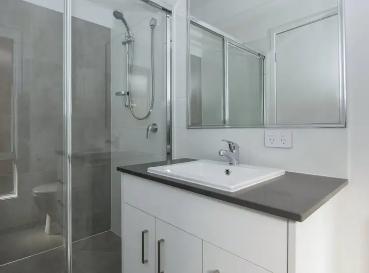 Seventh view of Homely semi-detached listing, 2/34 Radcliffe Crescent, Glenvale QLD 4350