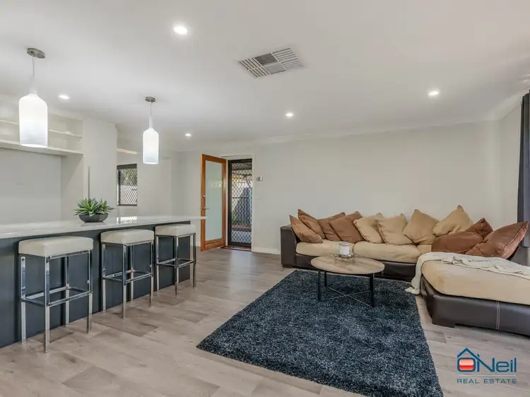 10 Becket Court, Camillo WA 6111