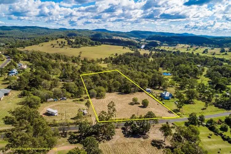 3 Curry Crt, The Palms QLD 4570
