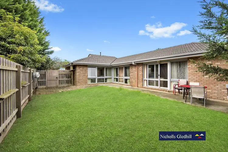 1 Goodjohn Court, Endeavour Hills VIC 3802