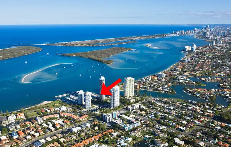 40/17 Bayview Street, Runaway Bay QLD 4216